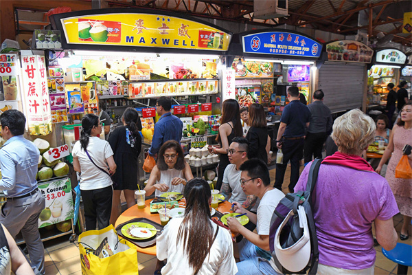 中國(guó)人移民去新加坡飲食方面能適應(yīng)嗎？