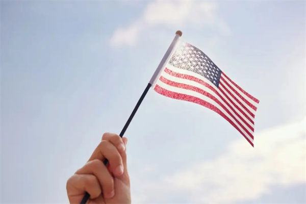 EB-5投資移民美國如何通過商業(yè)投資實(shí)現(xiàn)身份自由