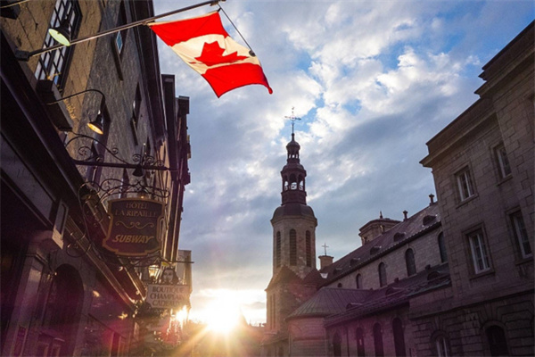 一篇講明白丨一定要知道的移民加拿大優(yōu)勢