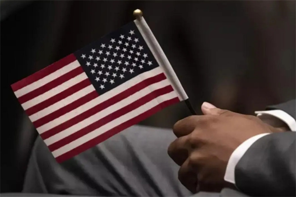 想去美國(guó)當(dāng)老板，我的條件可以實(shí)現(xiàn)嗎？